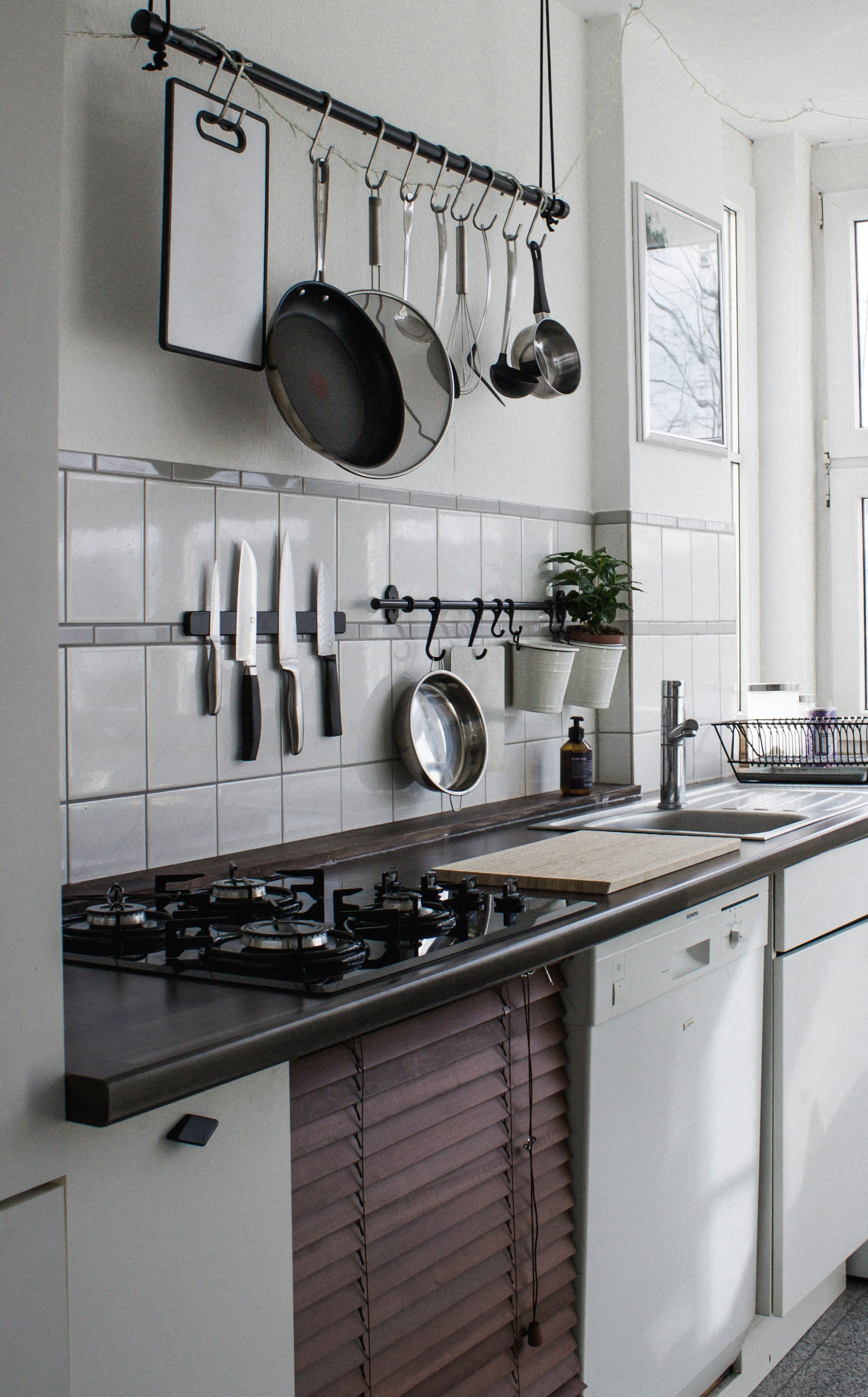 Essential Kitchen Equipment Everyone Should Have